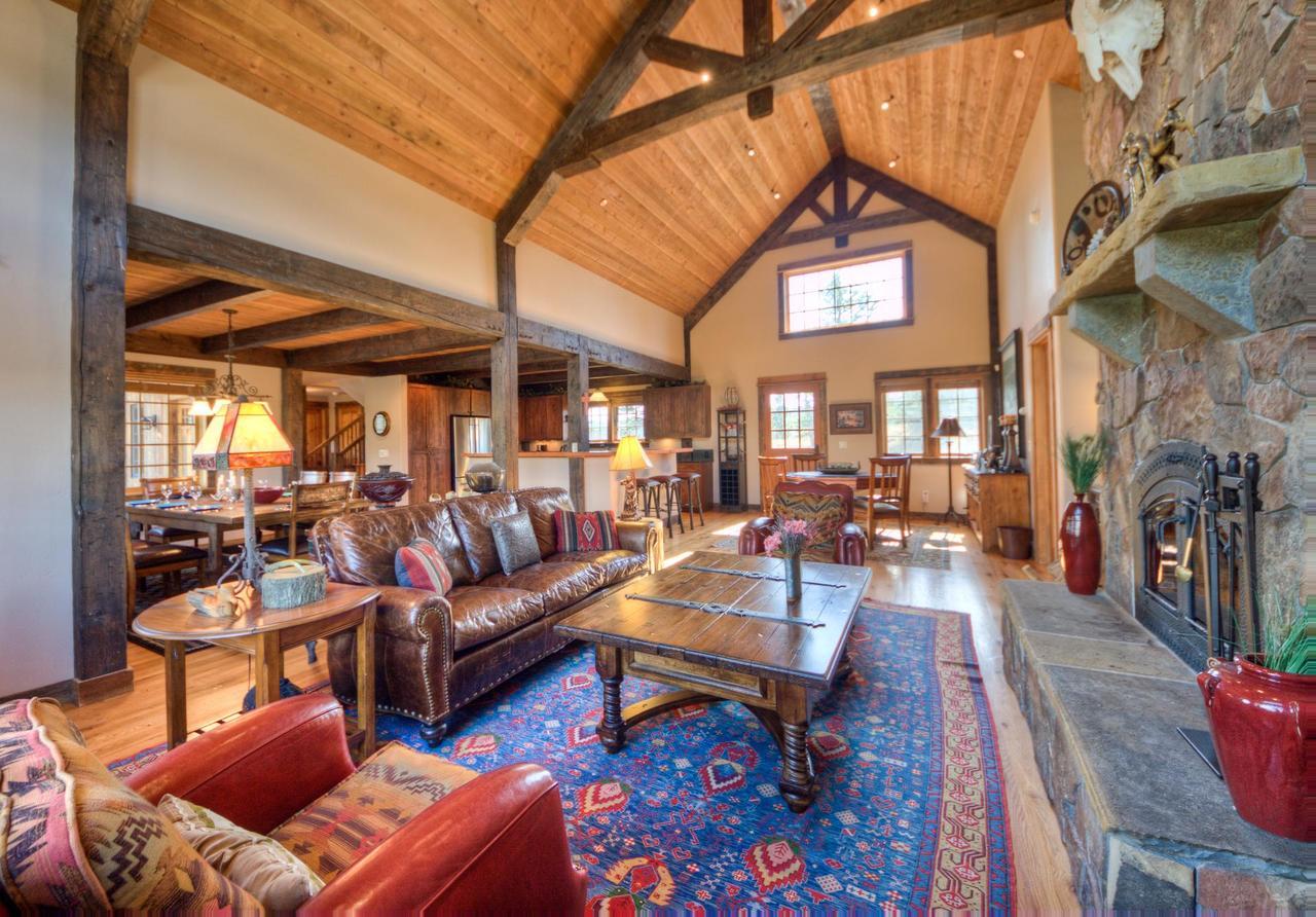 Antler Ridge Lodge Big Sky Esterno foto